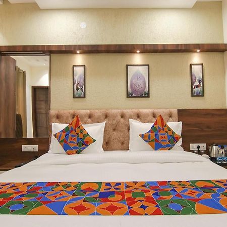 אמריצר Fabhotel Spring מראה חיצוני תמונה