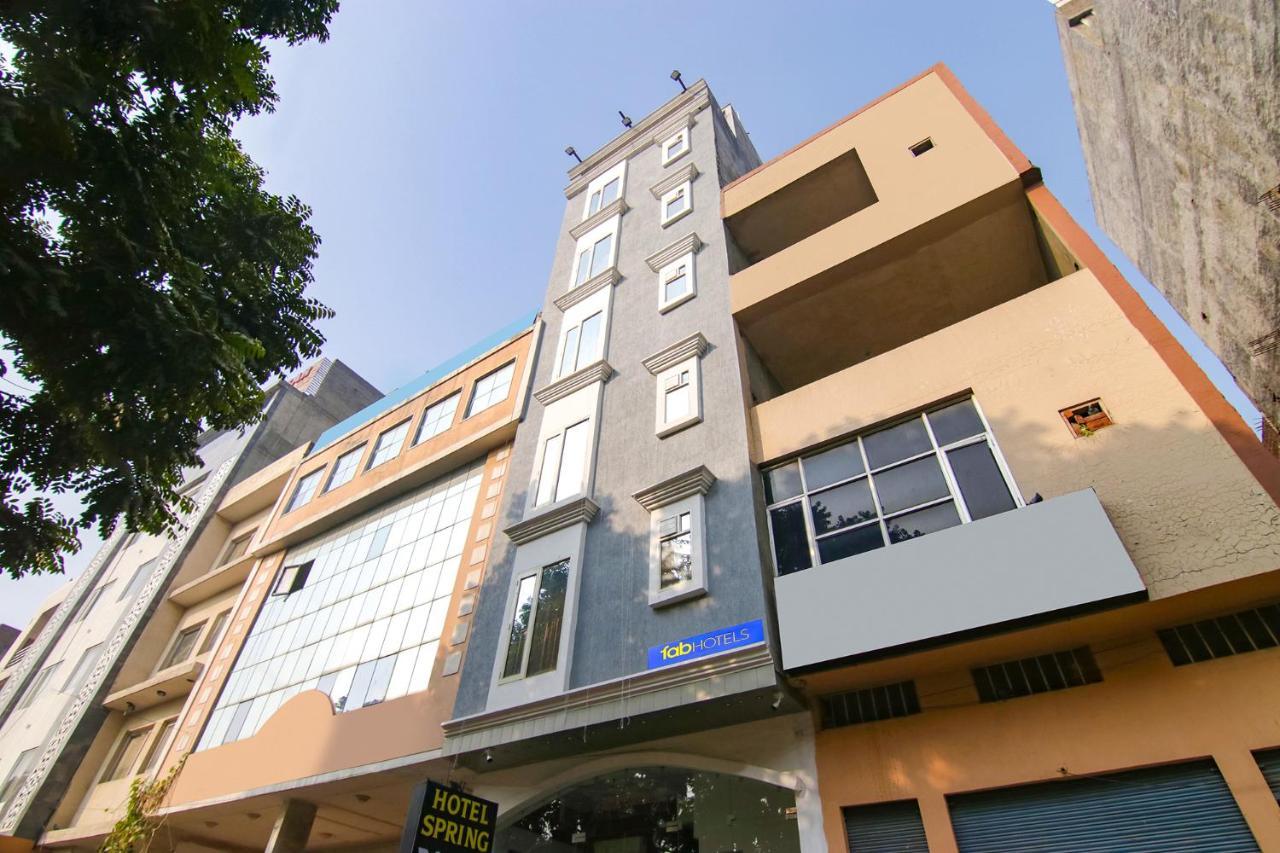 אמריצר Fabhotel Spring מראה חיצוני תמונה